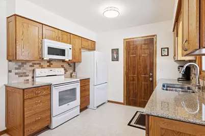 8737 Indahl Avenue S, Cottage Grove, MN 55016 - Photo 13