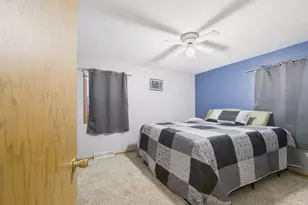 1118 Park Ln, Morris, MN 56267 - Photo 11