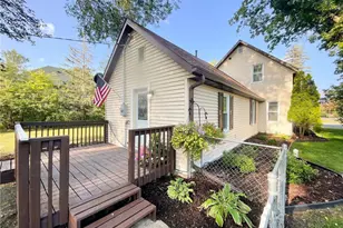 401 4th St SE, Little Falls, MN 56345 - Photo 9