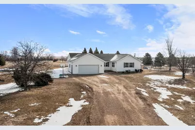 1360 214th Avenue, New Richmond, WI 54017 - Photo 5