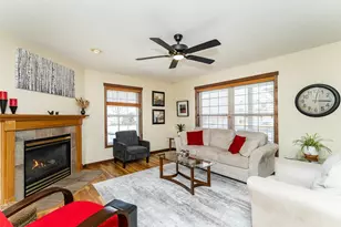 1310 Lone Pine Dr SW, Rochester, MN 55902 - Photo 7