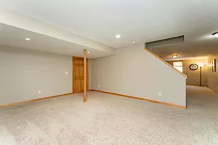 1310 Lone Pine Dr SW, Rochester, MN 55902 - Photo 31