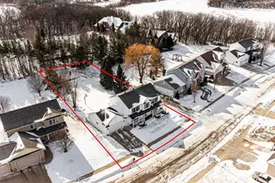 1310 Lone Pine Dr SW, Rochester, MN 55902 - Photo 3