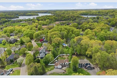 300 Trappers Pass, Chanhassen, MN 55317 - Photo 35