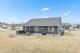 3038 Lake Meadow Dr NW, Rochester, MN 55901 - Photo 27