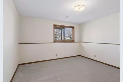 3277 Greenbrier Street, Vadnais Heights, MN 55127 - Photo 21