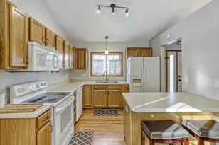 23712 Belle Ct, Hampton, MN 55031 - Photo 7