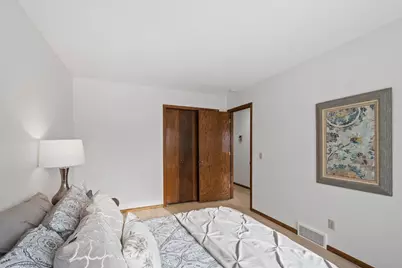 2200 74th Avenue N, Brooklyn Park, MN 55444 - Photo 19