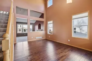 4905 Narcissus Ln N, Plymouth, MN 55446 - Photo 3