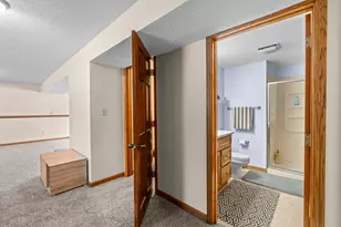 533 Innsbruck Dr, Chaska, MN 55318 - Photo 25