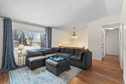 533 Innsbruck Drive, Chaska, MN 55318 - Photo 7