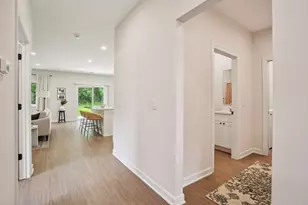 615 Field Point St, Roberts, WI 54023 - Photo 5