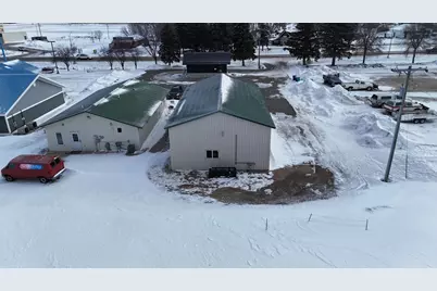 416 1/2 S Lake Avenue, Battle Lake, MN 56515 - Photo 15