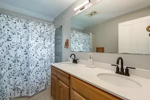 302 E Humphrey St, Lake Crystal, MN 56055 - Photo 25