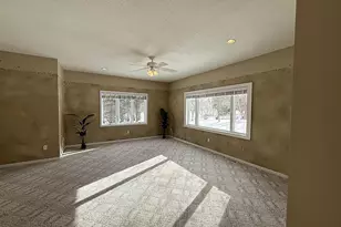 304 Lynsee Ln, Montevideo, MN 56265 - Photo 9