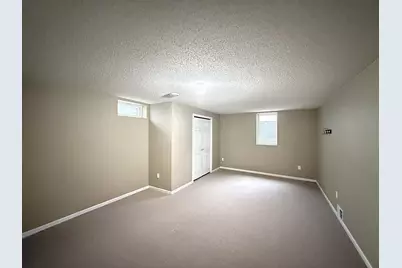 304 Lynsee Lane, Montevideo, MN 56265 - Photo 51