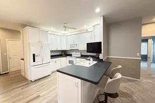 304 Lynsee Ln, Montevideo, MN 56265 - Photo 15