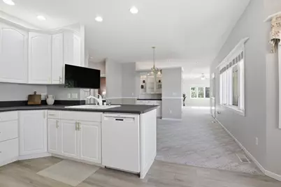 304 Lynsee Lane, Montevideo, MN 56265 - Photo 17