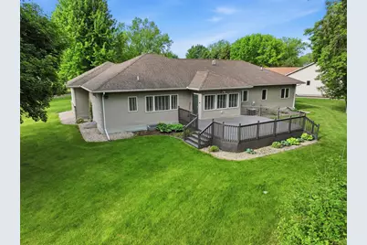 304 Lynsee Lane, Montevideo, MN 56265 - Photo 7