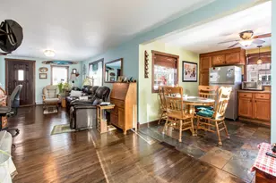 111 W 4th St, Morris, MN 56267 - Photo 9