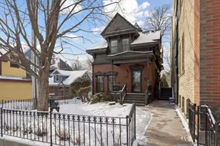 47 St Albans St N, Saint Paul, MN 55104 - Photo 1