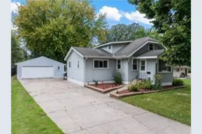 1212 S Grove Avenue, Owatonna, MN 55060 - Photo 1