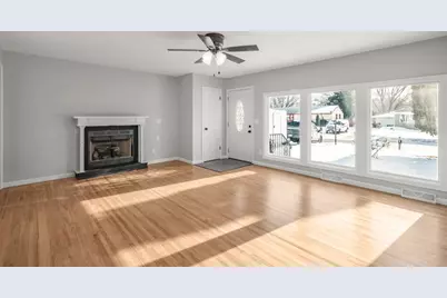 541 Manor Drive NE, Spring Lake Park, MN 55432 - Photo 7