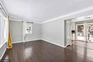 1084 Edgewater Ave, Shoreview, MN 55126 - Photo 5