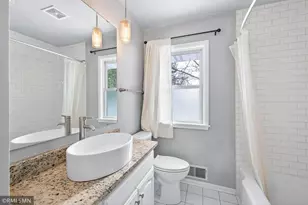 1084 Edgewater Ave, Shoreview, MN 55126 - Photo 15