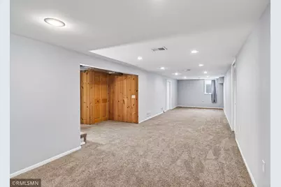 1084 Edgewater Avenue, Shoreview, MN 55126 - Photo 19
