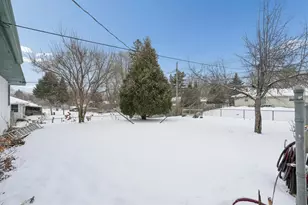 1515 Viking Dr E, Maplewood, MN 55109 - Photo 39