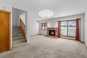 192 Bridlewood Dr, Saint Paul, MN 55119 - Photo 3