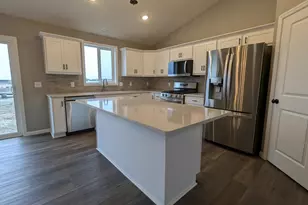 2826 Ivory Ave NE, Saint Michael, MN 55376 - Photo 3