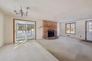 6276 Drake Dr, Independence, MN 55359 - Photo 5