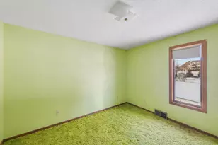 6276 Drake Dr, Independence, MN 55359 - Photo 13