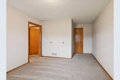 10511 Redwood Street NW, Coon Rapids, MN 55433 - Photo 11