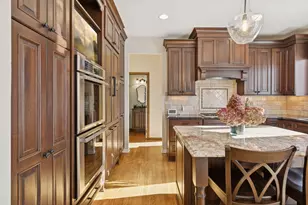 2717 Edgewater Bay, Woodbury, MN 55125 - Photo 37