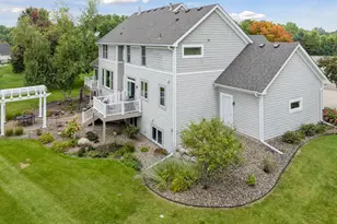2717 Edgewater Bay, Woodbury, MN 55125 - Photo 89