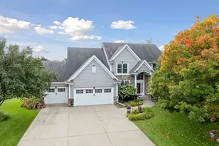 2717 Edgewater Bay, Woodbury, MN 55125 - Photo 1