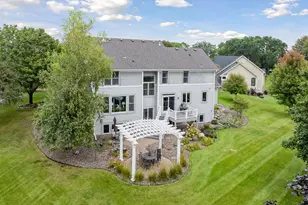 2717 Edgewater Bay, Woodbury, MN 55125 - Photo 91