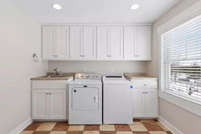 2655 Cottage Grove Place, Woodbury, MN 55129 - Photo 69