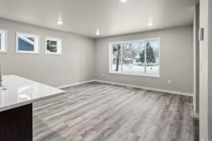 1613 5th Ave S, Fargo,  58103 - Photo 3