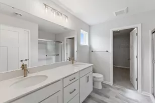 1055 Adamstown Dr, Rosemount, MN 55068 - Photo 13