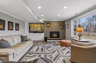 3709 W 104th St, Bloomington, MN 55431 - Photo 29