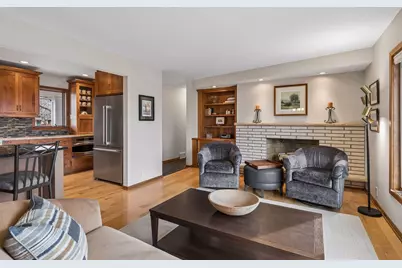 3709 W 104th Street, Bloomington, MN 55431 - Photo 7