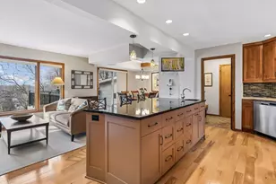 3709 W 104th St, Bloomington, MN 55431 - Photo 11