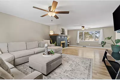 639 Main Street S, Lonsdale, MN 55046 - Photo 9