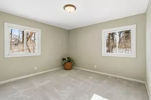 221 River Woods Ln, Burnsville, MN 55337 - Photo 15