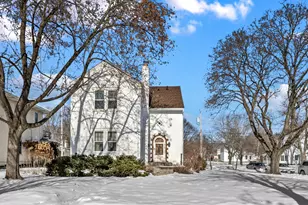 346 McKinley Ave, Eau Claire, WI 54701 - Photo 1