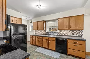 346 McKinley Ave, Eau Claire, WI 54701 - Photo 9